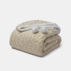 Odyssey Living Nordic Hooded Blanket Birch -Deals Bedding Store 629425 C 0270 24