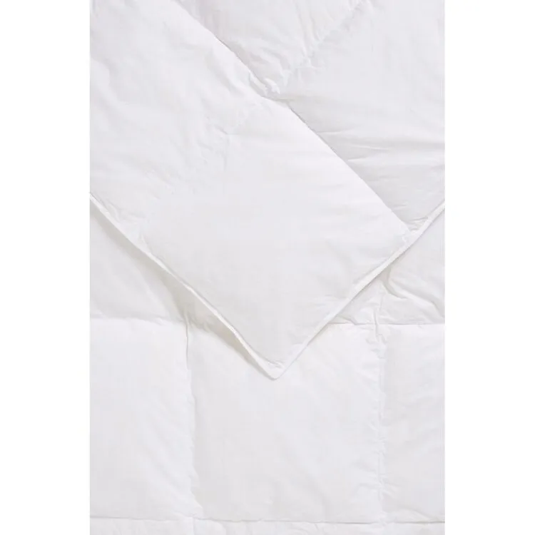 Soren 70/30 Duck Feather & Down Quilt 3 Soren 70/30 Duck Feather & Down Quilt