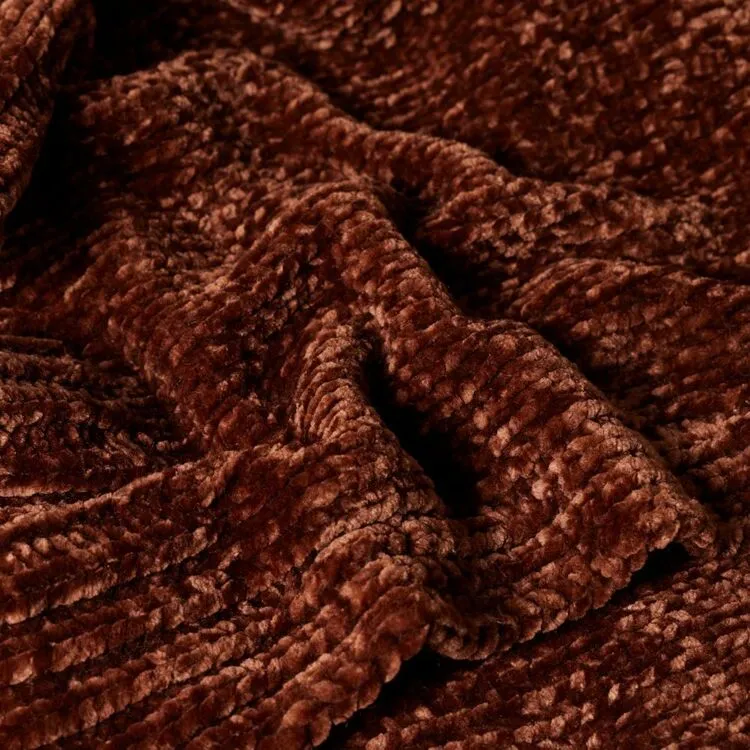 Jane Lamerton Home Coco Chenille Throw Cappuccino 130 X 170 Cm 3 Jane Lamerton Home Coco Chenille Throw Cappuccino 130 X 170 Cm